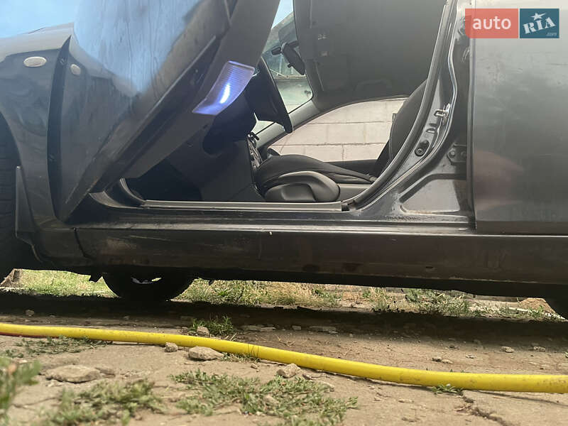 Седан Mazda 6 2005 в Запорожье