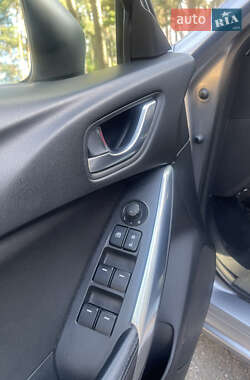Седан Mazda 6 2014 в 