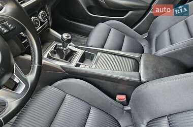 Седан Mazda 6 2016 в 