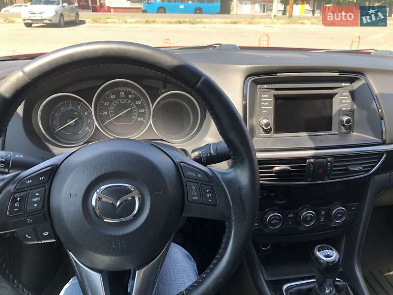 Седан Mazda 6 2014 в Дніпрі