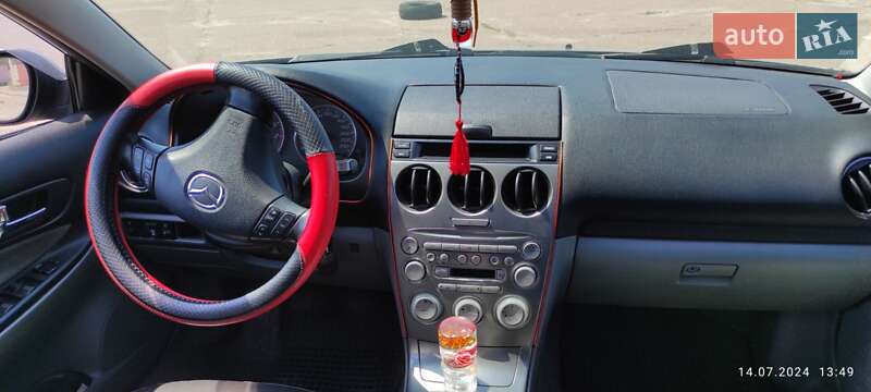 Седан Mazda 6 2004 в Чернигове