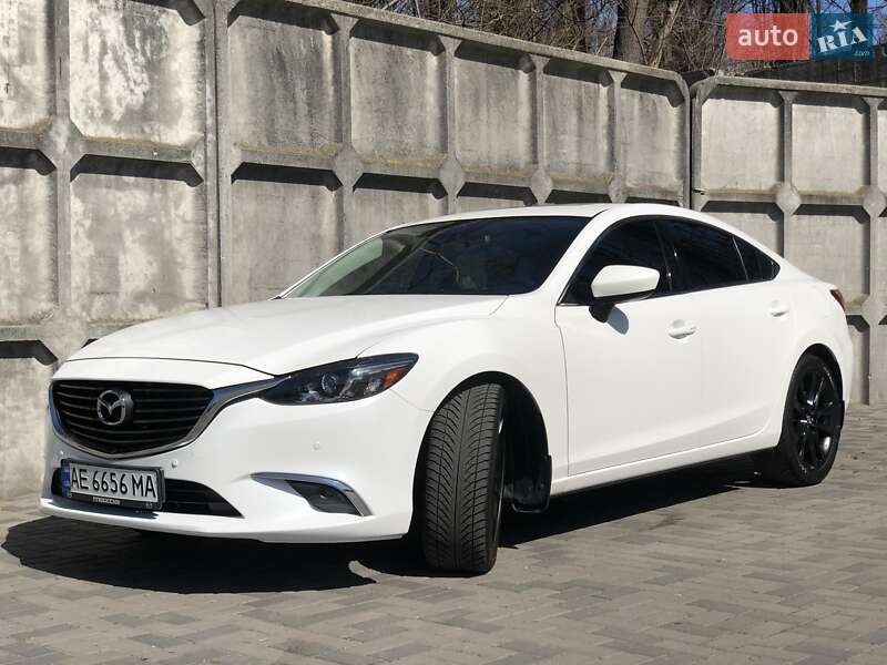 Седан Mazda 6 2015 в Дніпрі