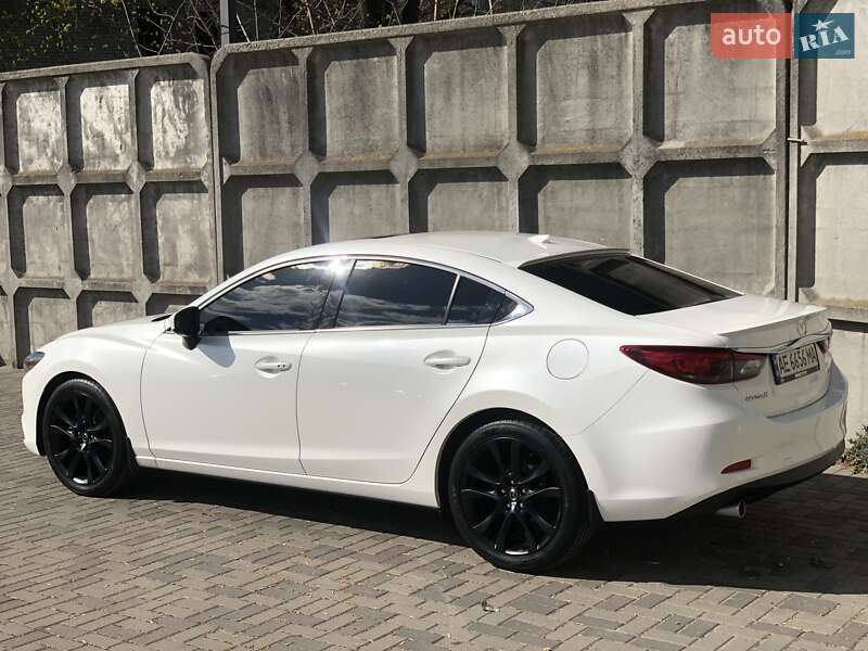 Седан Mazda 6 2015 в Дніпрі
