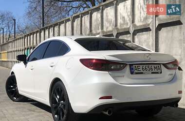 Седан Mazda 6 2015 в Днепре