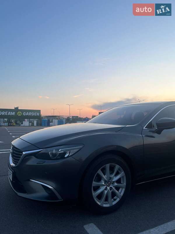 Седан Mazda 6 2016 в Львові