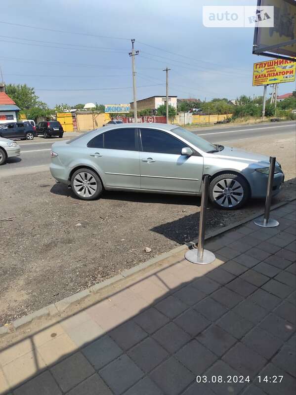 Седан Mazda 6 2002 в Черновцах