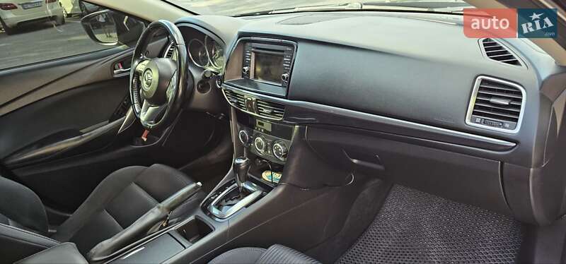 Седан Mazda 6 2013 в Дніпрі