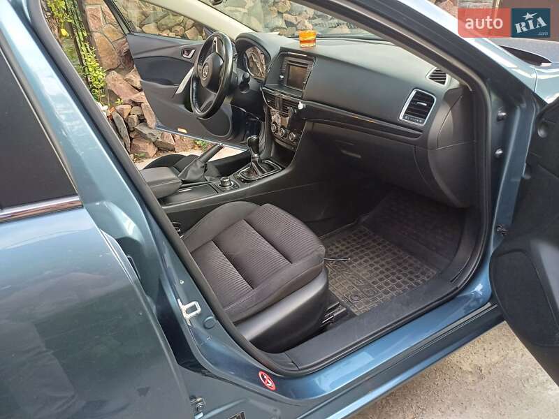 Седан Mazda 6 2013 в Киеве