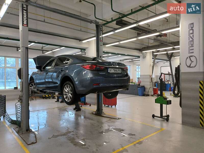 Седан Mazda 6 2013 в Киеве