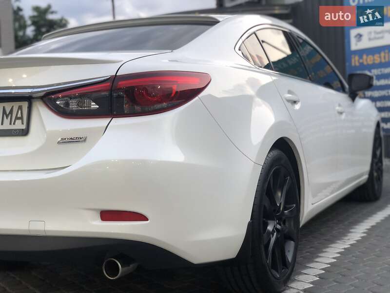 Седан Mazda 6 2015 в Дніпрі