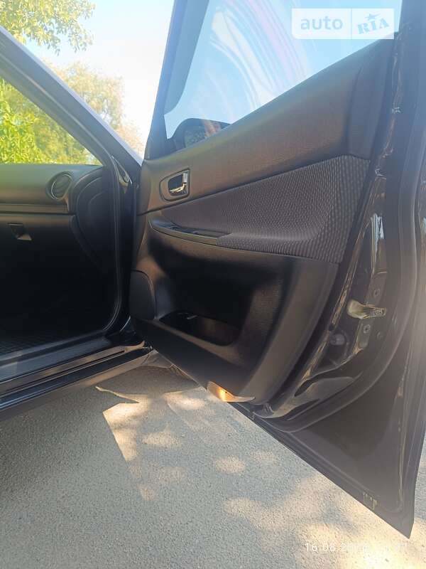 Лифтбек Mazda 6 2004 в Запорожье
