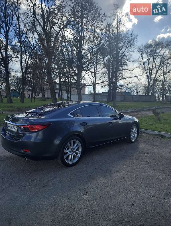 Седан Mazda 6 2014 в Днепре