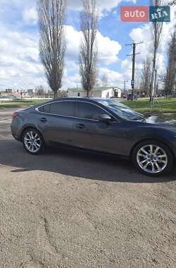 Седан Mazda 6 2014 в Днепре