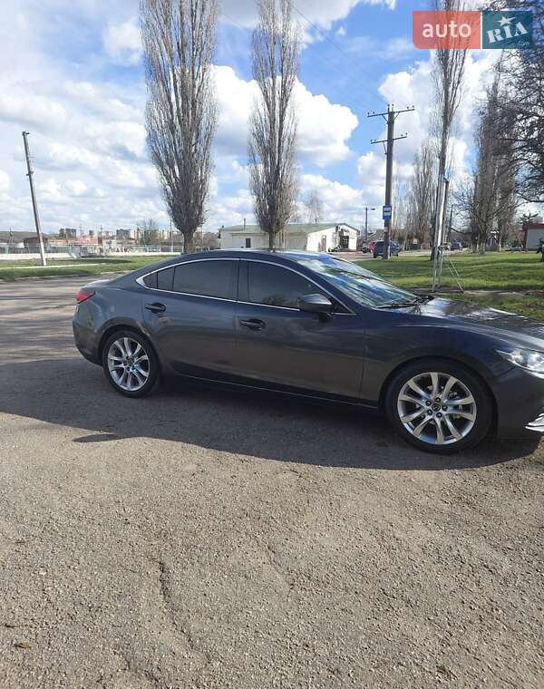 Седан Mazda 6 2014 в Днепре