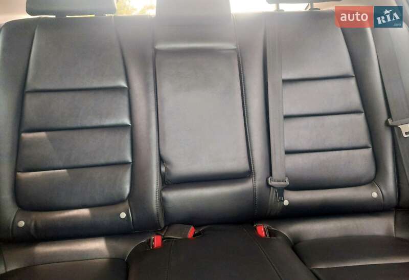 Седан Mazda 6 2014 в Днепре