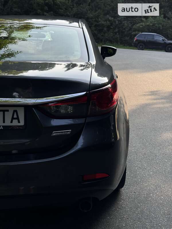Седан Mazda 6 2016 в Львові