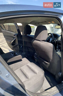 Седан Mazda 6 2014 в Ужгороде