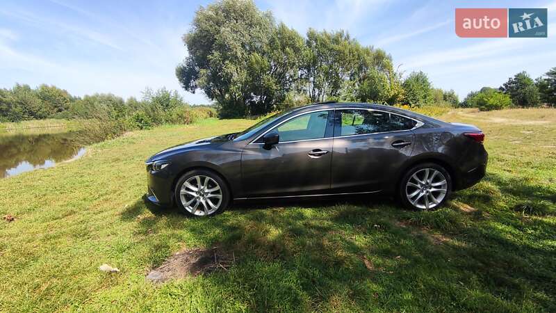 Седан Mazda 6 2017 в Львове