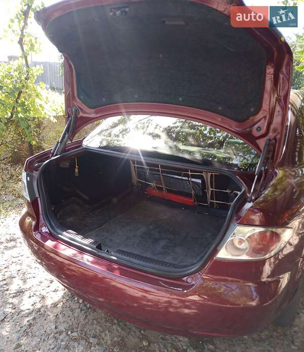 Седан Mazda 6 2002 в Слов'янську