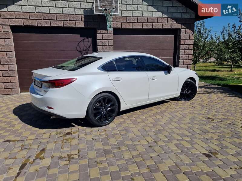 Седан Mazda 6 2016 в Рівному