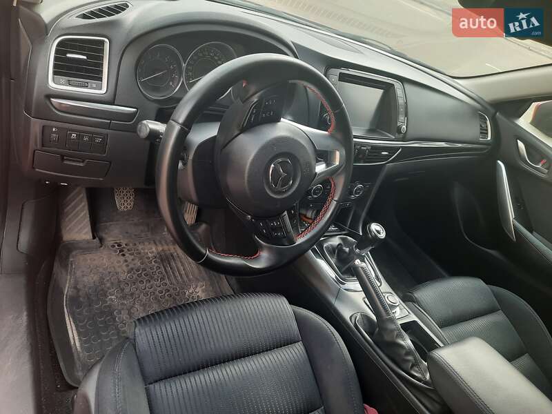 Седан Mazda 6 2014 в Житомире