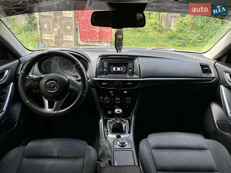 Седан Mazda 6 2014 в Рахове