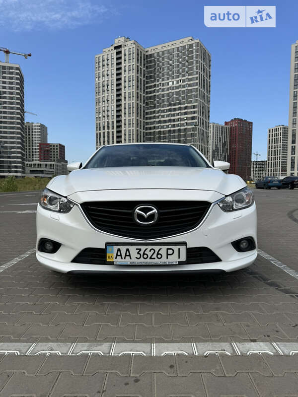 Седан Mazda 6 2015 в Киеве