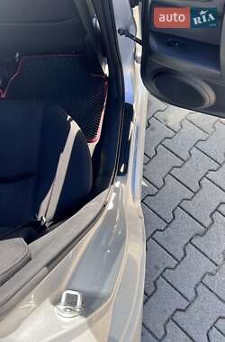 Лифтбек Mazda 6 2010 в 
