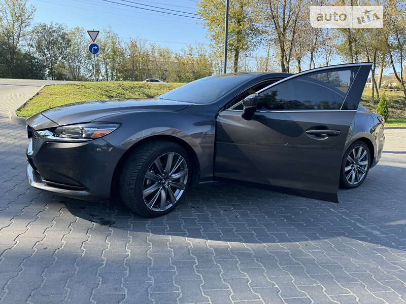 Седан Mazda 6 2019 в 