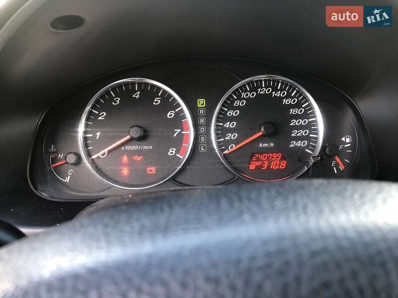 Седан Mazda 6 2004 в Киеве