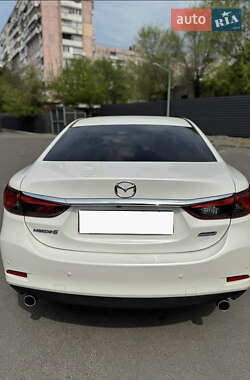 Седан Mazda 6 2014 в 