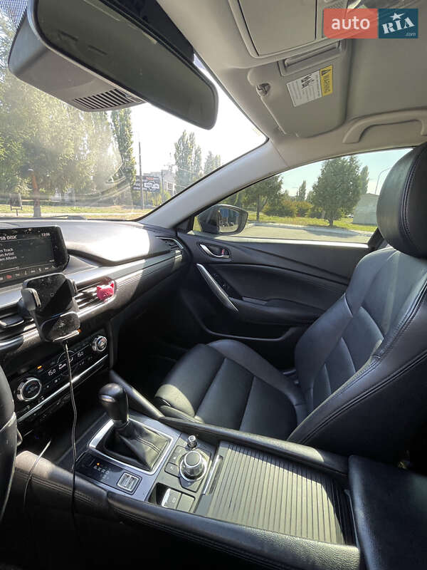 Седан Mazda 6 2016 в Кременчуге
