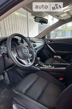 Седан Mazda 6 2016 в 