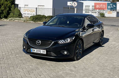 Седан Mazda 6 2013 в Ровно