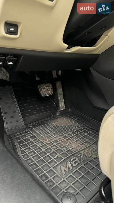Седан Mazda 6 2018 в Ровно