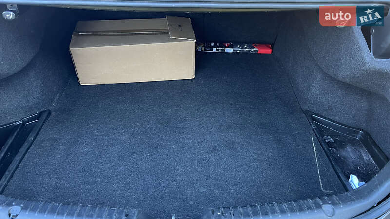 Седан Mazda 6 2015 в Житомирі