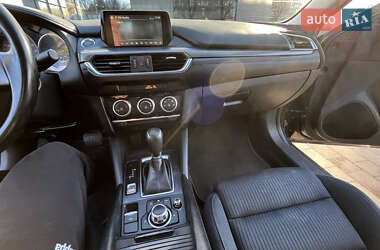 Седан Mazda 6 2015 в 