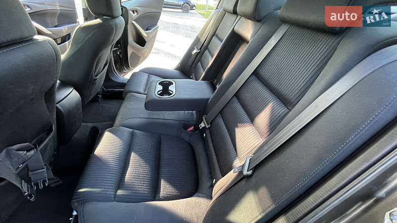 Седан Mazda 6 2015 в Житомирі