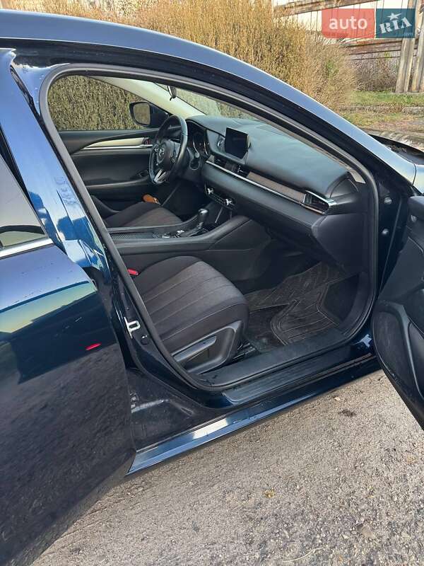 Седан Mazda 6 2018 в Львове