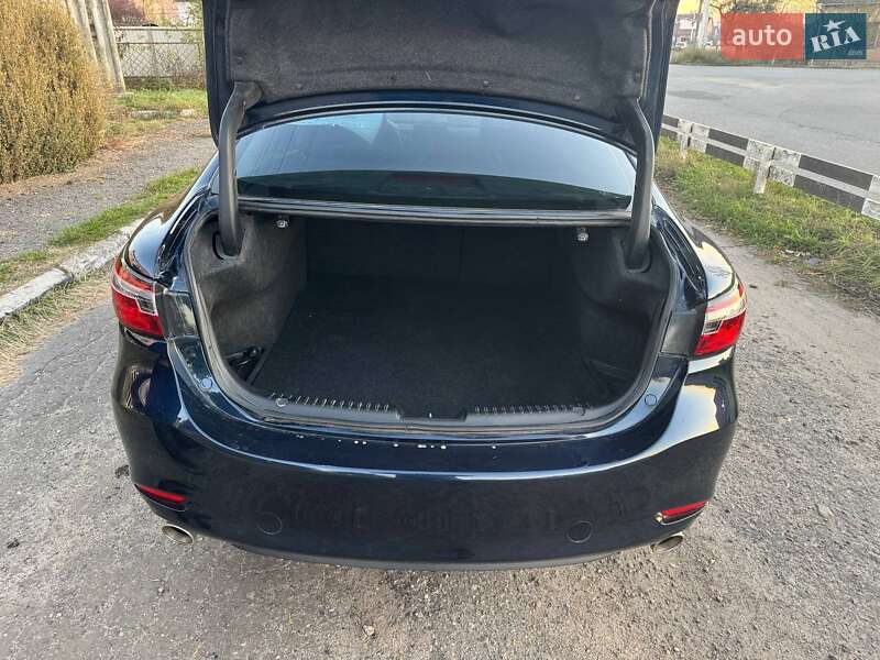 Седан Mazda 6 2018 в Львове