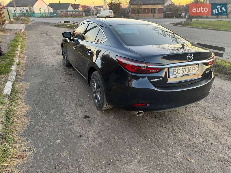 Седан Mazda 6 2018 в Львове