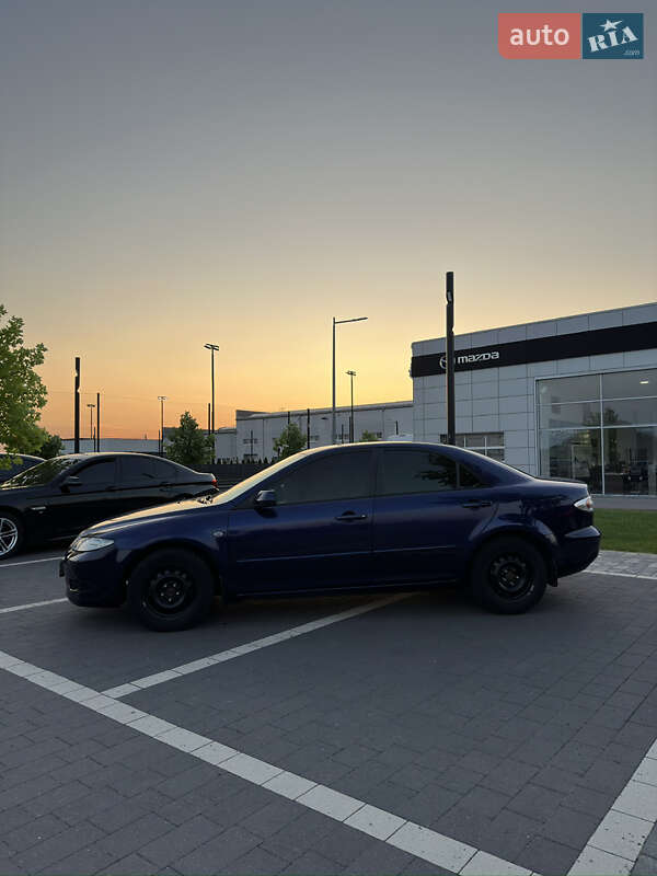 Седан Mazda 6 2002 в Мукачево