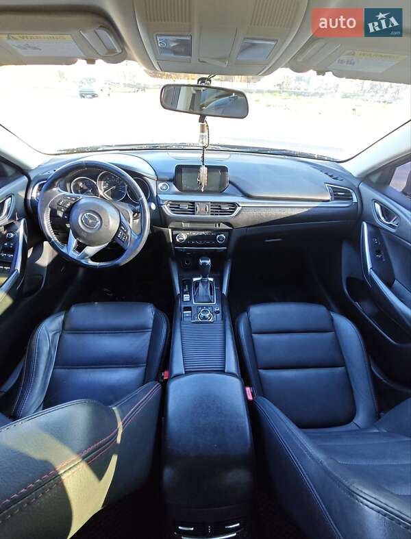 Седан Mazda 6 2015 в Житомире