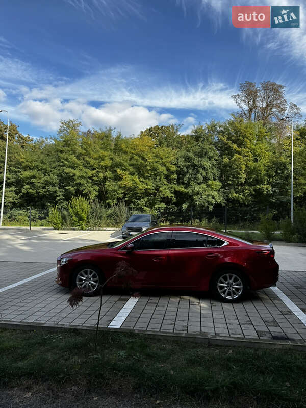 Седан Mazda 6 2016 в Кременчуге