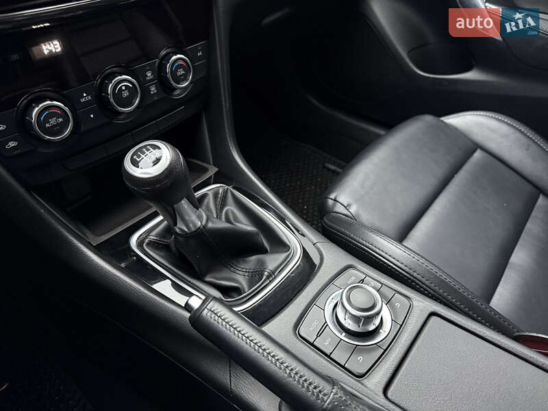 Седан Mazda 6 2013 в Корюковке