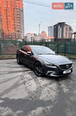 Седан Mazda 6 2015 в 