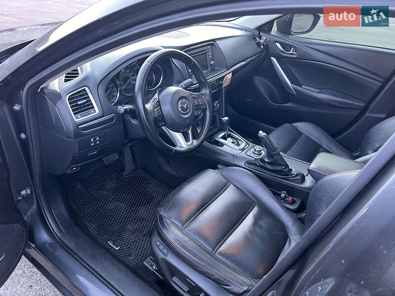 Седан Mazda 6 2013 в Днепре