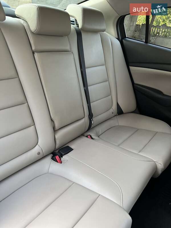 Седан Mazda 6 2013 в Василькові