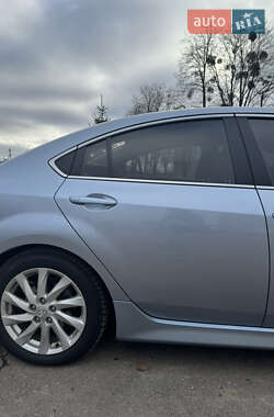 Седан Mazda 6 2010 в 