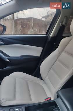 Седан Mazda 6 2013 в 